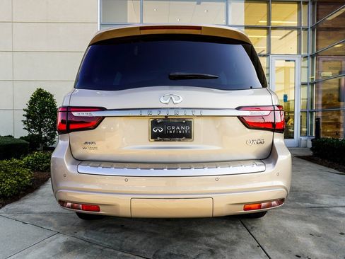 Certified 2024 INFINITI QX80 Sensory image 11