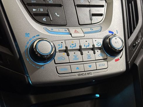 Used 2013 Chevrolet Equinox LT w/ Driver Convenience Package FWD image 16