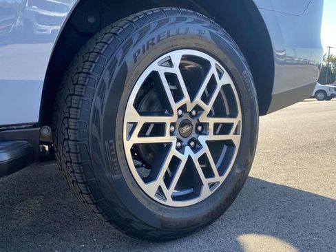 New 2025 Ford Expedition Max Active image 9