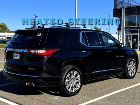 Used 2018 Chevrolet Traverse Premier w/ LPO, 'HIT The Road' Package FWD image 5