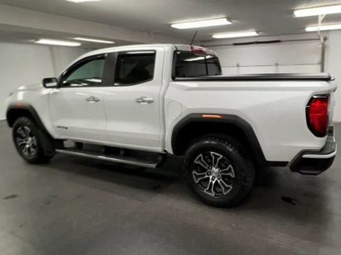 Certified 2023 GMC Canyon AT4 w/ AT4 Premium Package AWD/4WD image 6