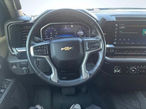 Used 2022 Chevrolet Silverado 1500 LT image 5