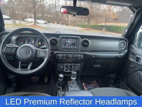 Used 2023 Jeep Wrangler Unlimited w/ Cold Weather Group image 25