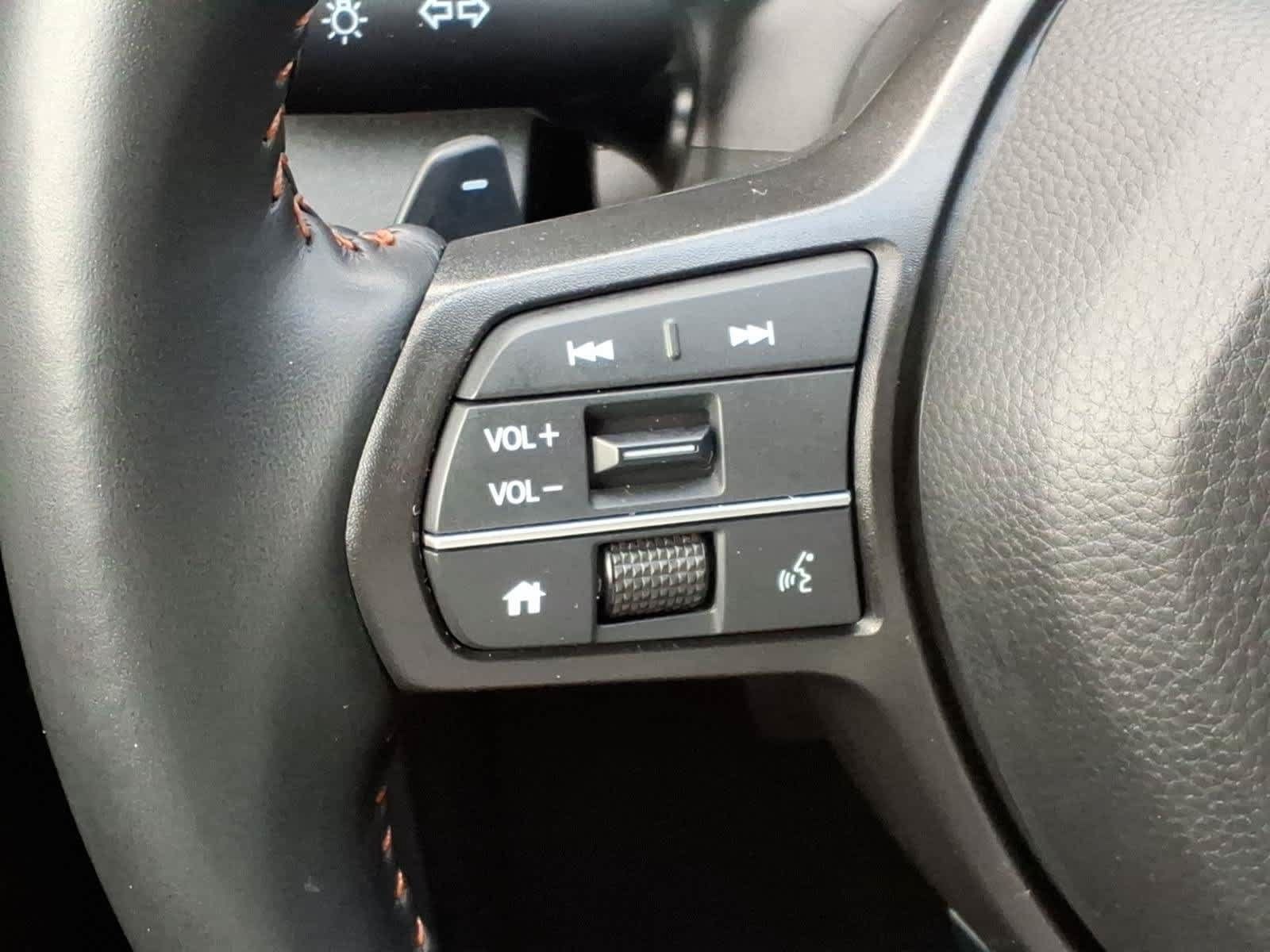 Used 2025 Honda CR-V Sport-L image 17