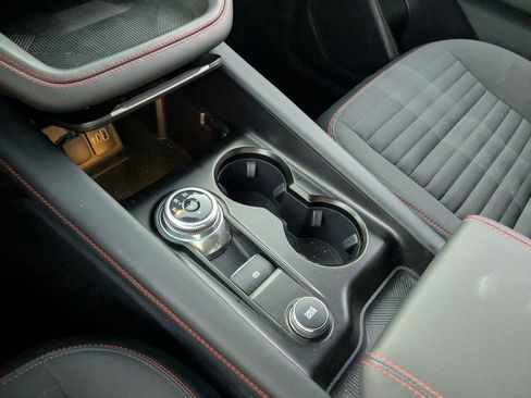 Used 2025 Ford Explorer ST-Line w/ ST-Line Street Pack image 24