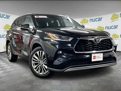 Certified 2022 Toyota Highlander Platinum