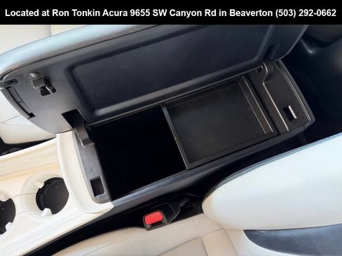 Used 2018 Toyota Prius Prime Advanced w/ Carpet Mat Package FWD image 26