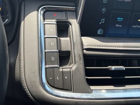 Used 2024 Chevrolet Tahoe Z71 AWD/4WD image 22