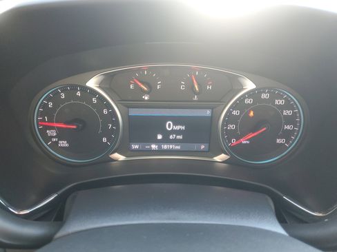 Used 2024 Chevrolet Equinox RS w/ RS Leather Package image 23