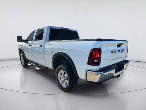 Used 2025 RAM 2500 Tradesman AWD/4WD image 5