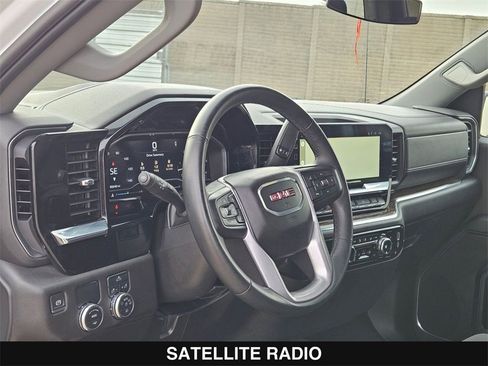 Used 2024 GMC Sierra 1500 Elevation w/ LPO, Elevation Black Package image 13