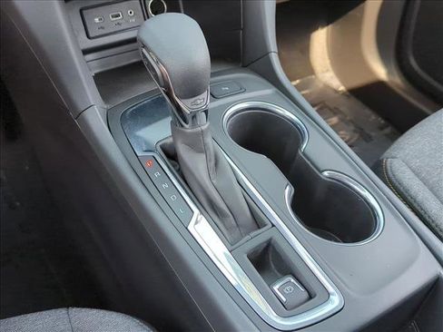 Used 2023 Chevrolet Equinox LT FWD image 12