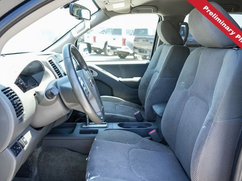 Used 2018 Nissan Frontier SV w/ Value Truck Package RWD image 14