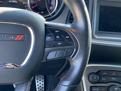 Used 2019 Dodge Challenger R/T image 29