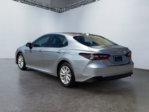 Used 2024 Toyota Camry LE image 7