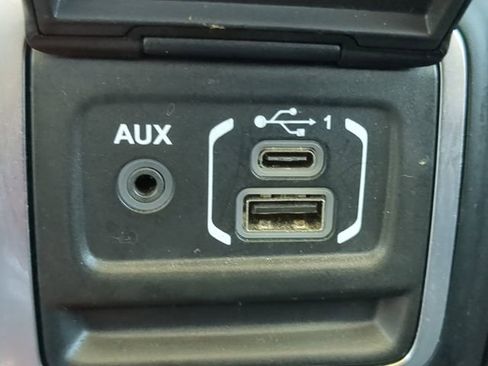 Used 2023 Jeep Wrangler Unlimited w/ Convenience Group AWD/4WD image 26