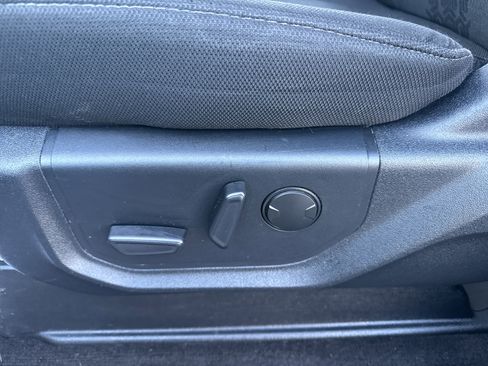 Certified 2020 Ford F150 XLT w/ Equipment Group 302A Luxury image 18