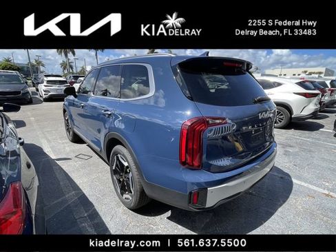 Used 2024 Kia Telluride S w/ S Sunroof Package image 3