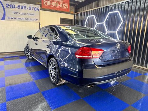Used 2013 Volkswagen Passat 2.5 SE FWD image 19