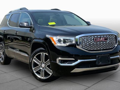 Used 2019 GMC Acadia Denali w/ Technology Package AWD/4WD image 3
