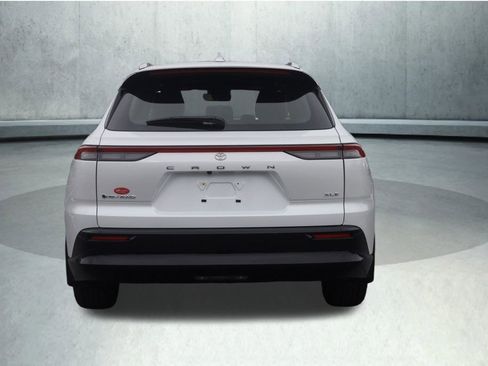 Used 2026 Toyota Crown Signia image 22