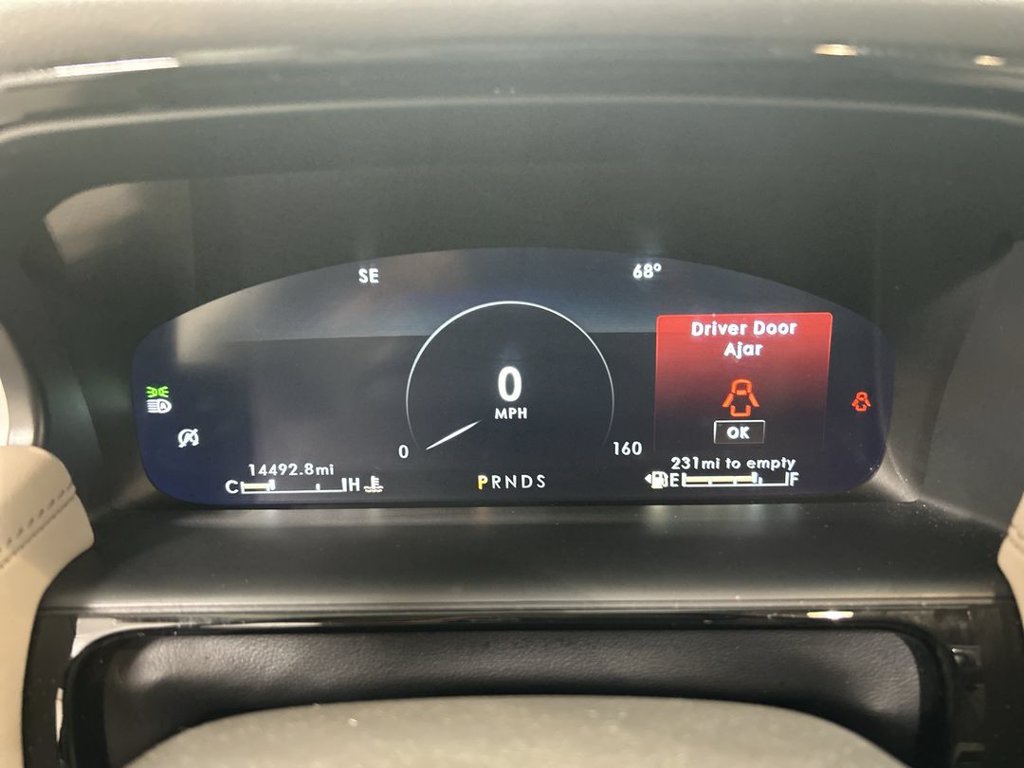 Used 2022 Lincoln Nautilus AWD w/ Premium Package image 13