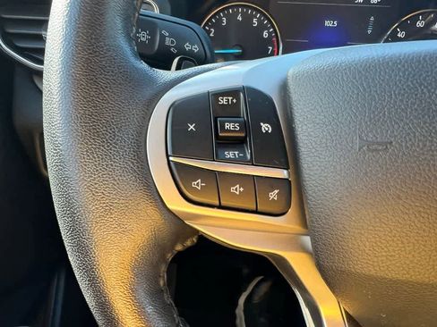 Used 2020 Ford Explorer XLT w/ Equipment Group 202A image 30