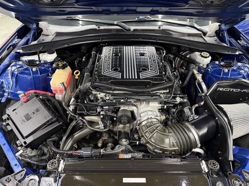 Used 2019 Chevrolet Camaro ZL1 image 26