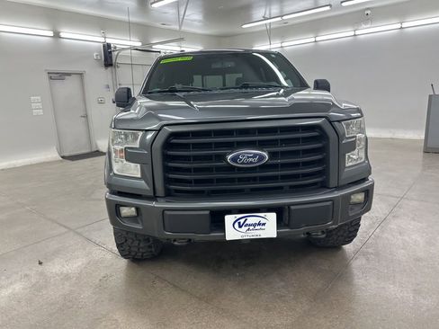 Used 2015 Ford F150 XLT w/ Equipment Group 302A Luxury image 4
