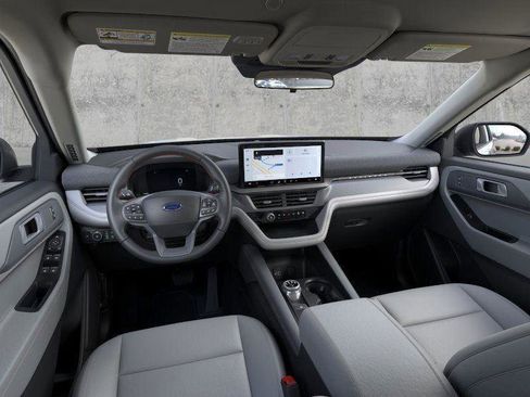 New 2026 Ford Explorer Active w/ Active Comfort Package RWD image 9