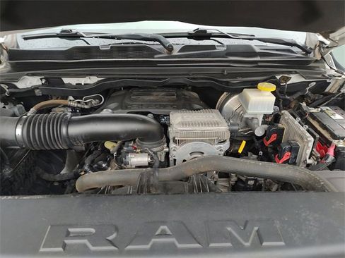 Certified 2019 RAM 1500 Laramie image 33