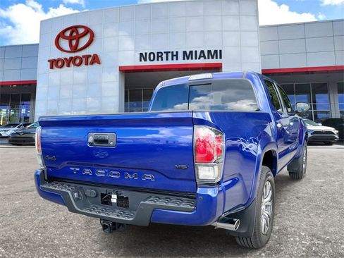 Used 2023 Toyota Tacoma Limited image 4