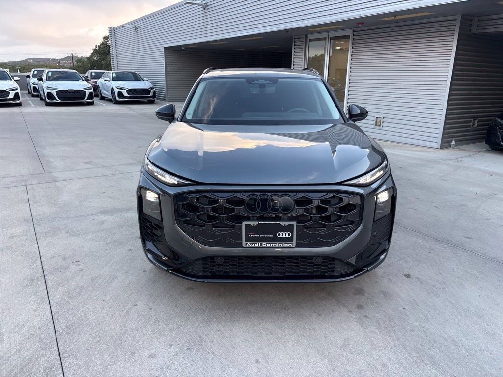 Used 2026 Audi Q3 quattro 2.0T AWD/4WD image 2