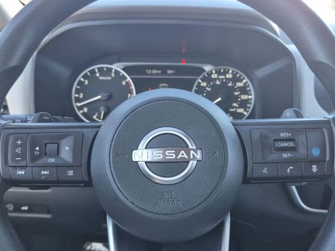 Used 2024 Nissan Rogue SV image 21