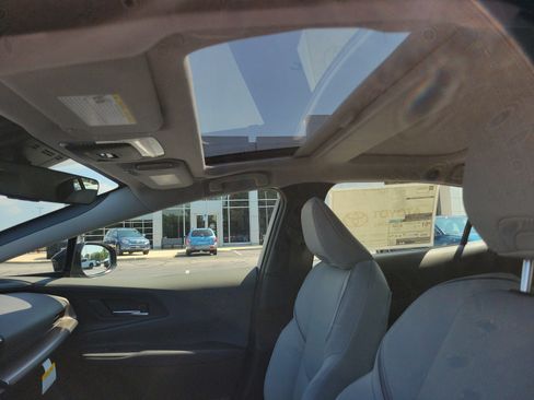 New 2027 Toyota Prius XLE FWD image 21