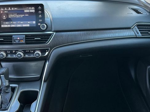 Certified 2020 Honda Accord EX image 28