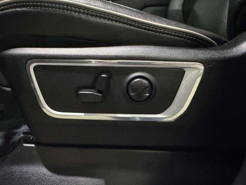 Used 2023 RAM 1500 Laramie image 16