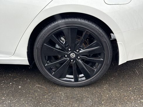 Used 2022 Nissan Altima 2.5 SR w/ Midnight Edition Package image 30