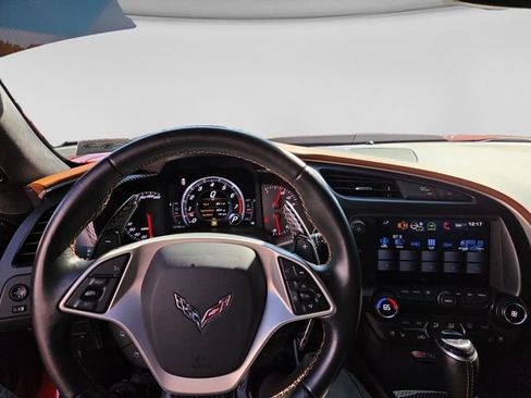 Used 2016 Chevrolet Corvette Z06 w/ 3LZ Preferred Equipment Group RWD image 9