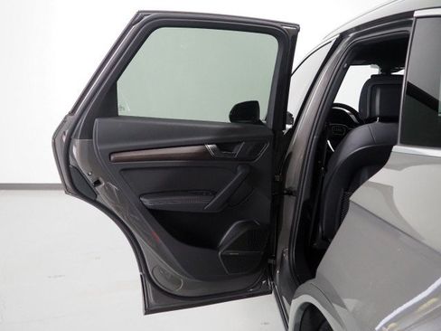 Used 2023 Audi Q5 2.0T Premium Plus w/ S Line w/ Premium Plus Package AWD/4WD image 56