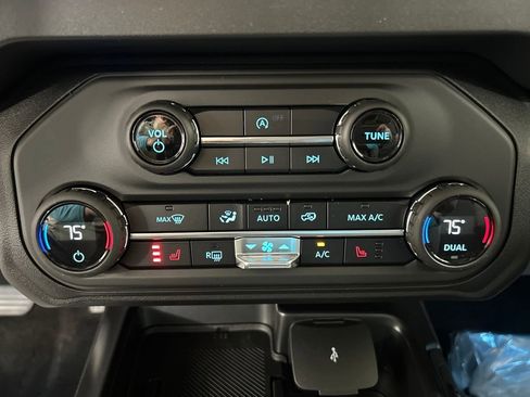 New 2026 Ford Bronco Big Bend AWD/4WD image 23