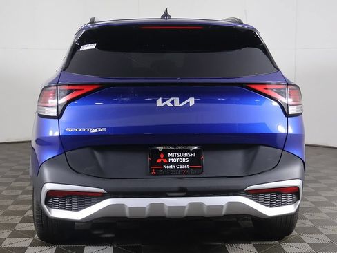 Used 2025 Kia Sportage EX w/ Premium Package FWD image 13