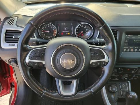 Used 2020 Jeep Compass Latitude w/ Cold Weather Group AWD/4WD image 22