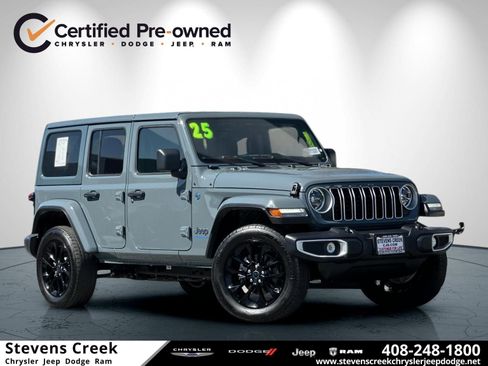 Used 2025 Jeep Wrangler Unlimited Sahara w/ Safety Group AWD/4WD image 1