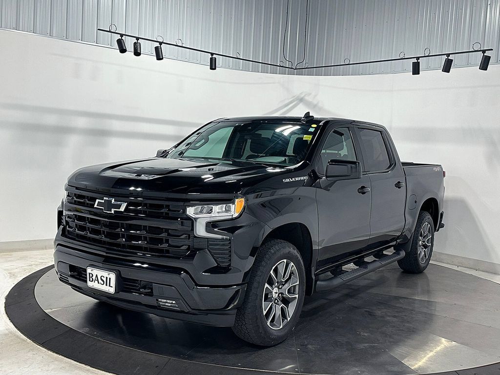 Used 2023 Chevrolet Silverado 1500 RST AWD/4WD image 8
