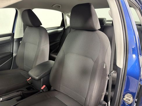 Used 2016 Volkswagen Passat 1.8T R-Line image 12