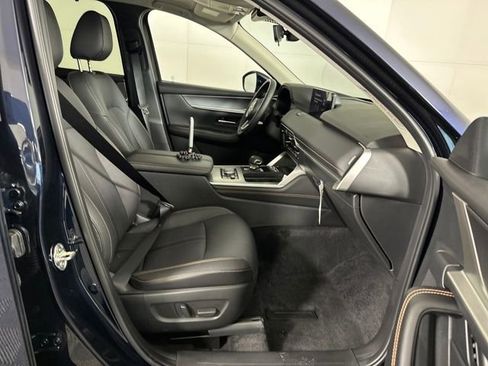 Used 2025 MAZDA CX-90 Plug-In Hybrid w/ Preferred image 28