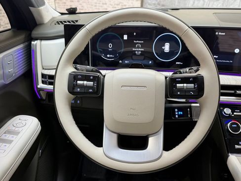 Certified 2025 Hyundai Santa Fe Calligraphy image 17