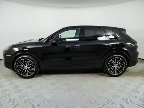 New 2026 Porsche Cayenne AWD/4WD image 2