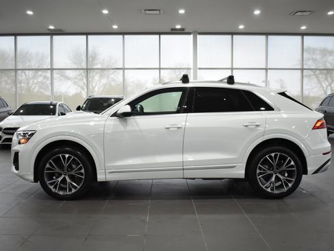 Used 2025 Audi Q8 Premium AWD/4WD image 8